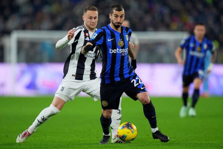 Koopmeiners e Mkhitaryan in partita