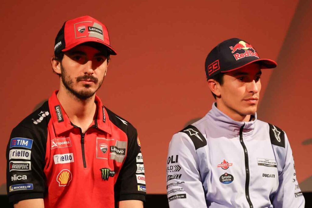 Marquez e Bagnaia seri