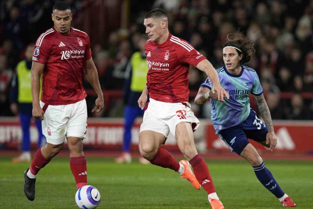 Murillo con la maglia del Nottingham