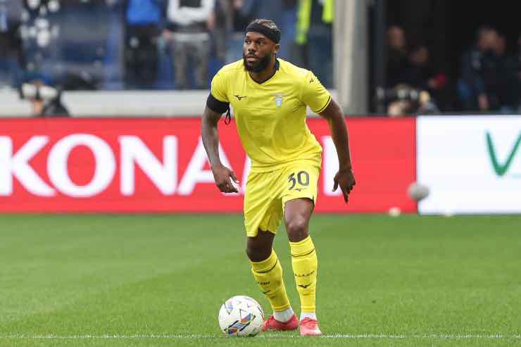 Juventus, primi passi per il difensore: Giuntoli tenta lo smacco alle rivali