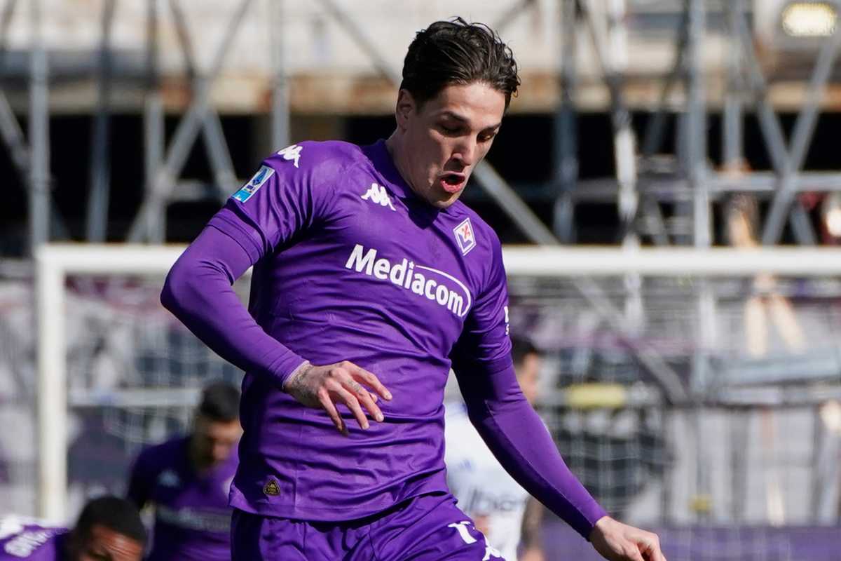 Nicolò Zaniolo in campo con la Fiorentina
