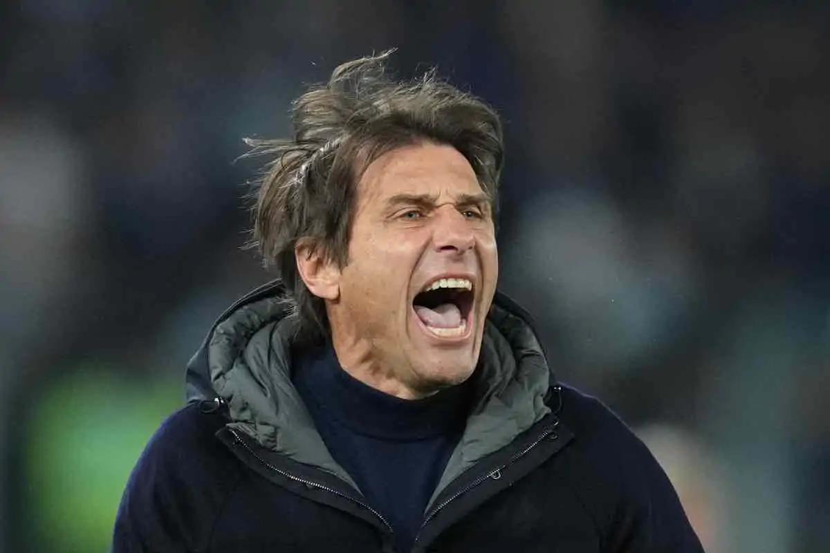 Conte urla indicazioni