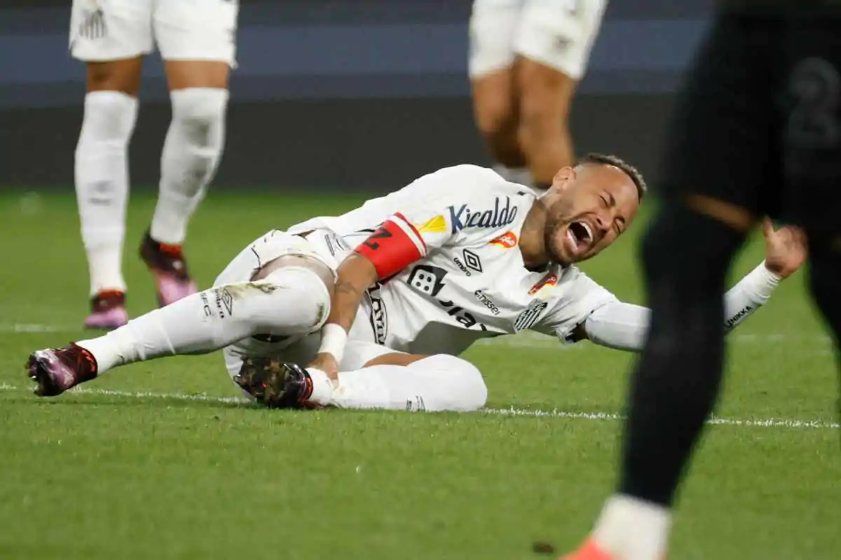 neymar infortunato