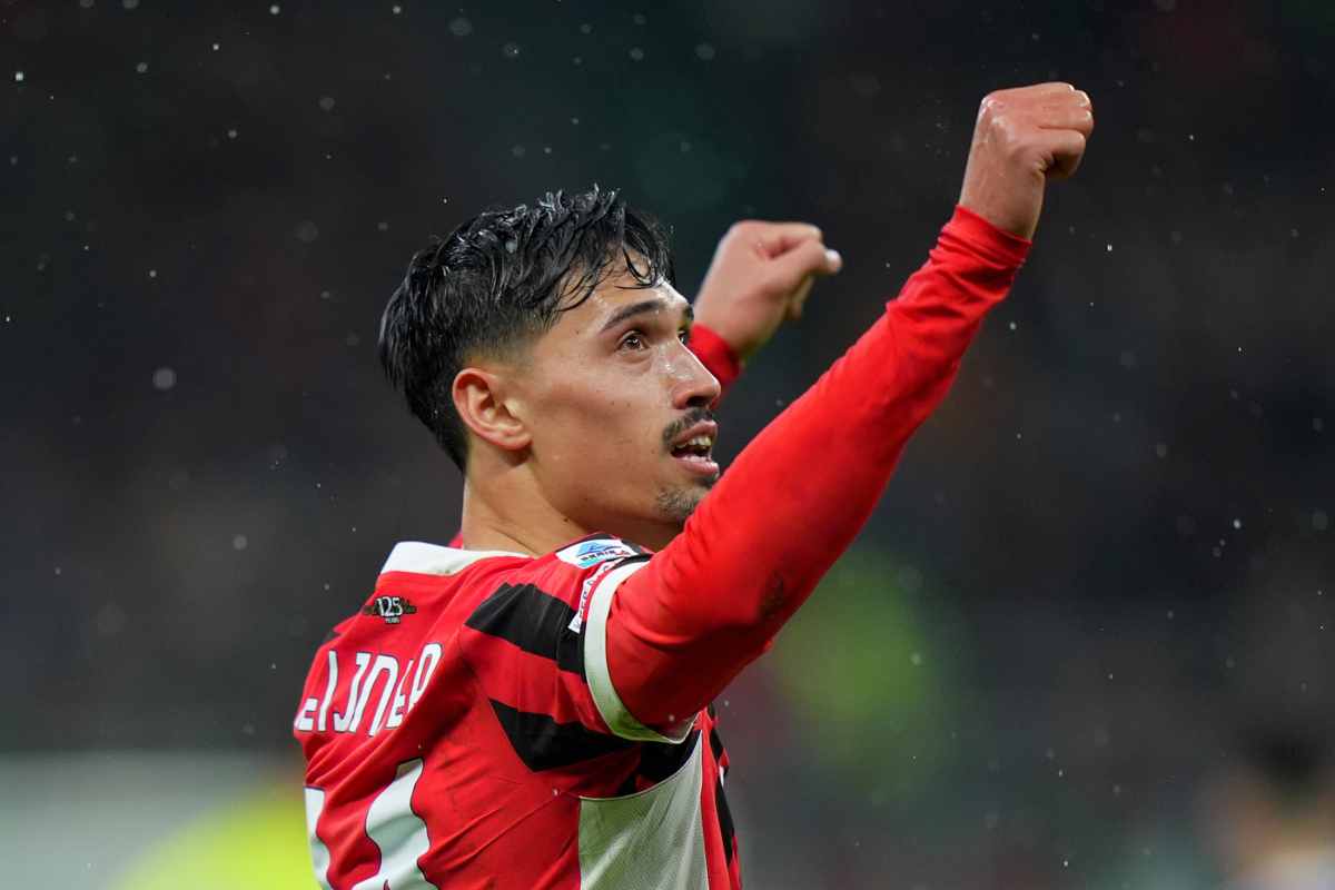 Reijnders esulta con il Milan