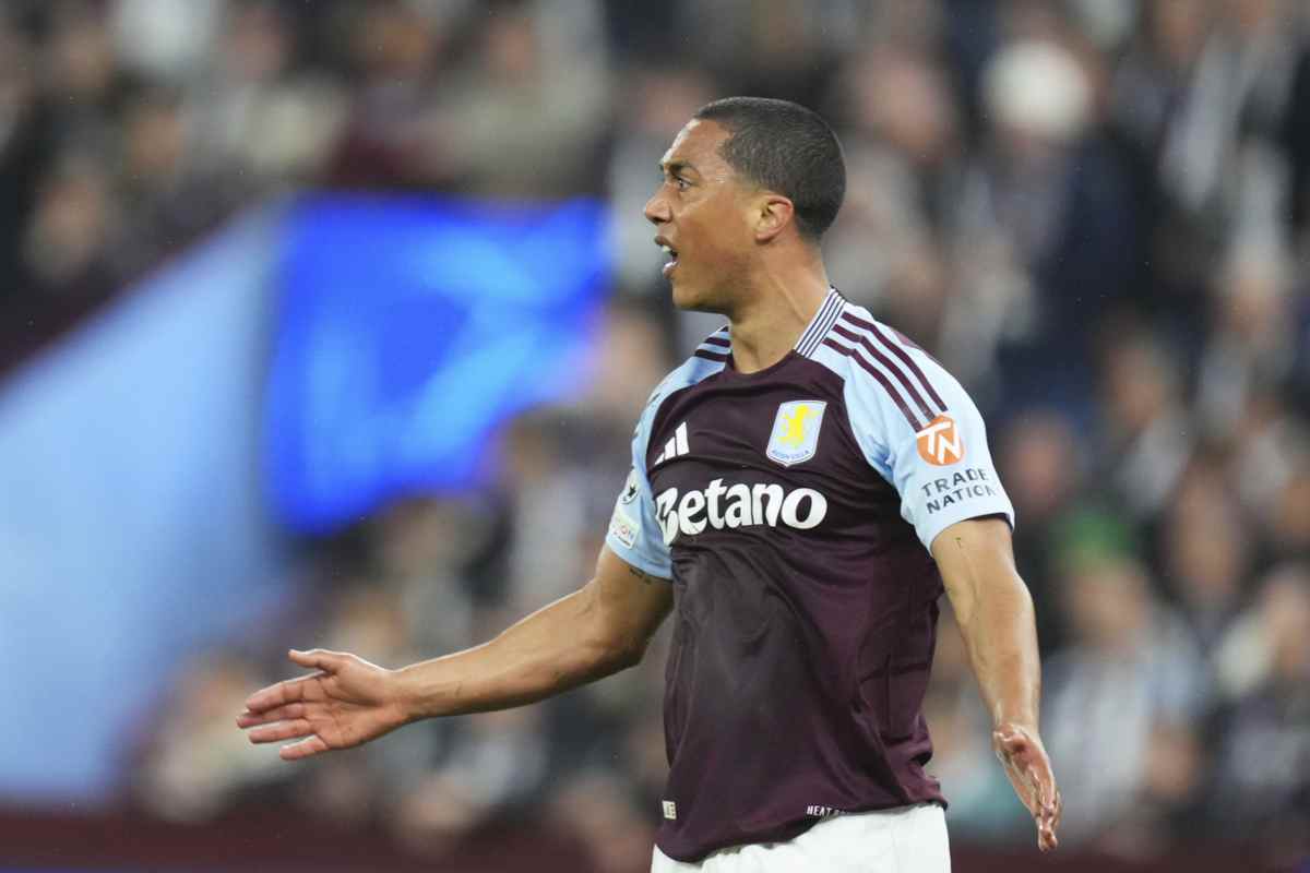 Tielemans con l'Aston Villa