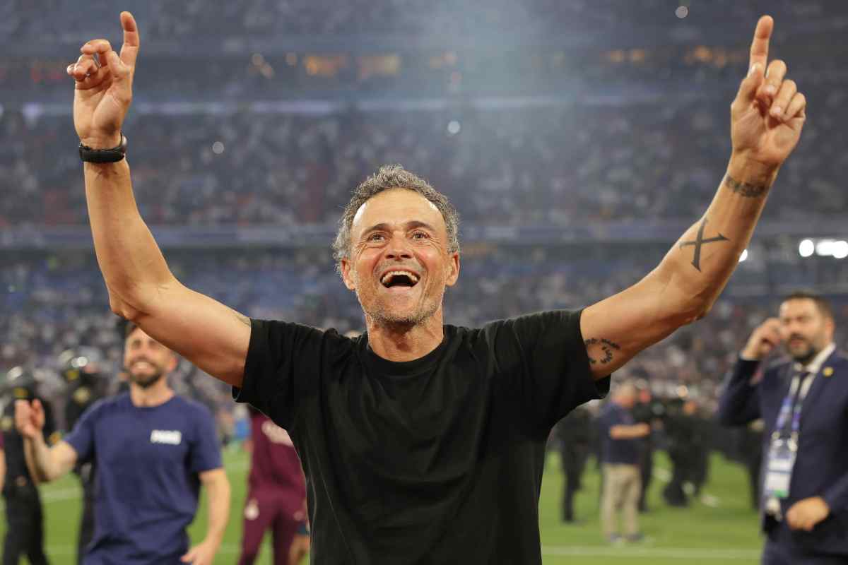 Luis Enrique esulta