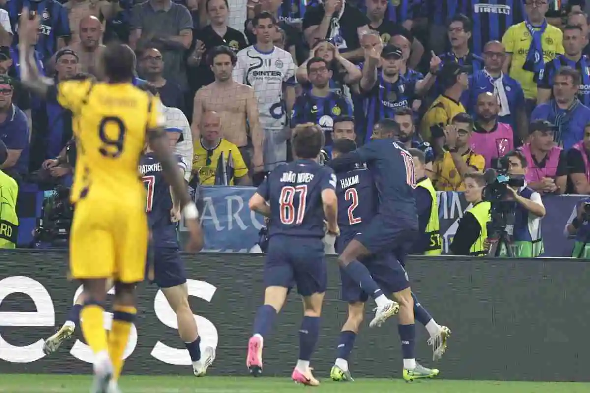 Esultanza giocatori PSG