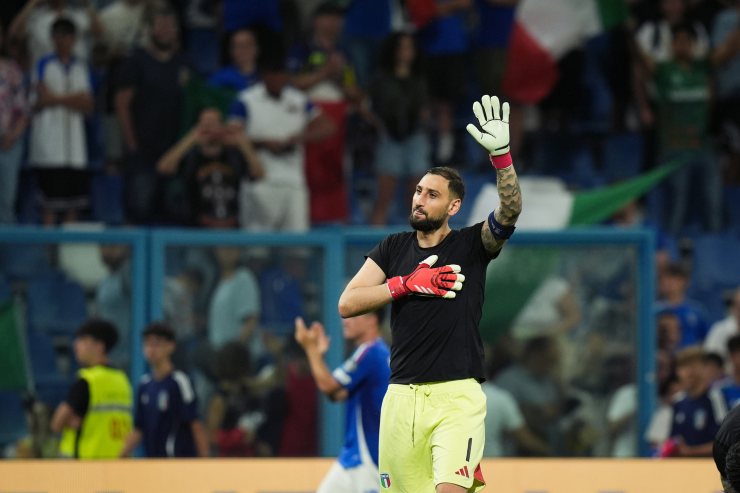 Donnarumma in campo contro la Moldavia