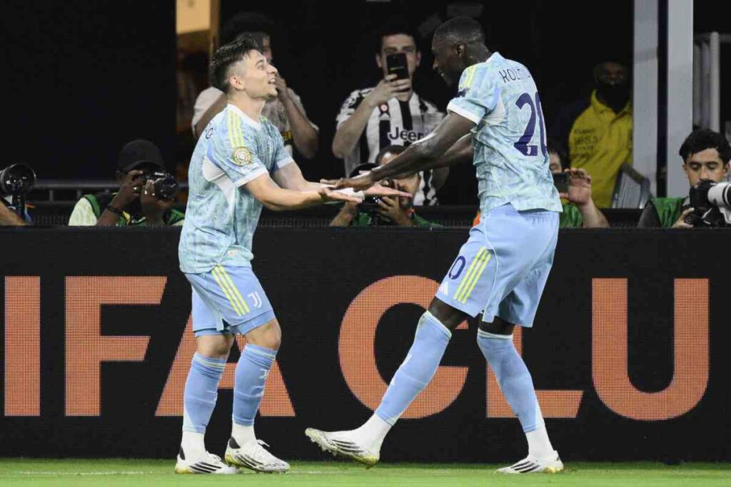 Conceicao e Kolo Muani esultano al Mondiale per Club