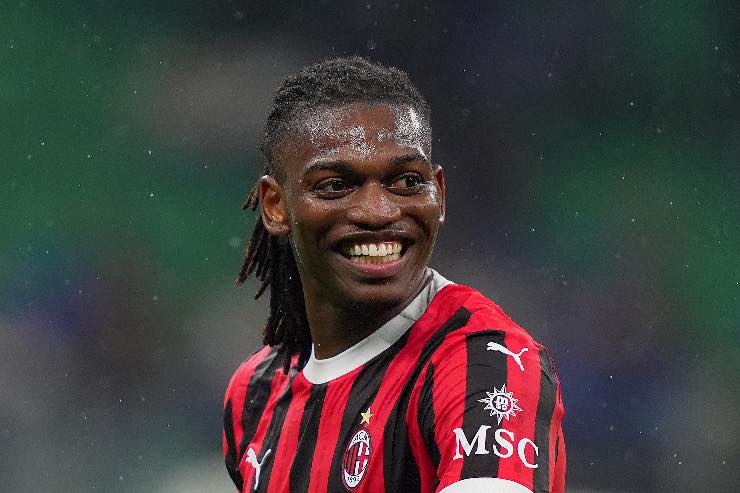 Leao resta al Milan