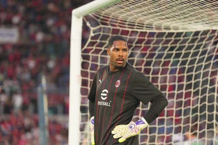 Il Milan cede anche Maignan