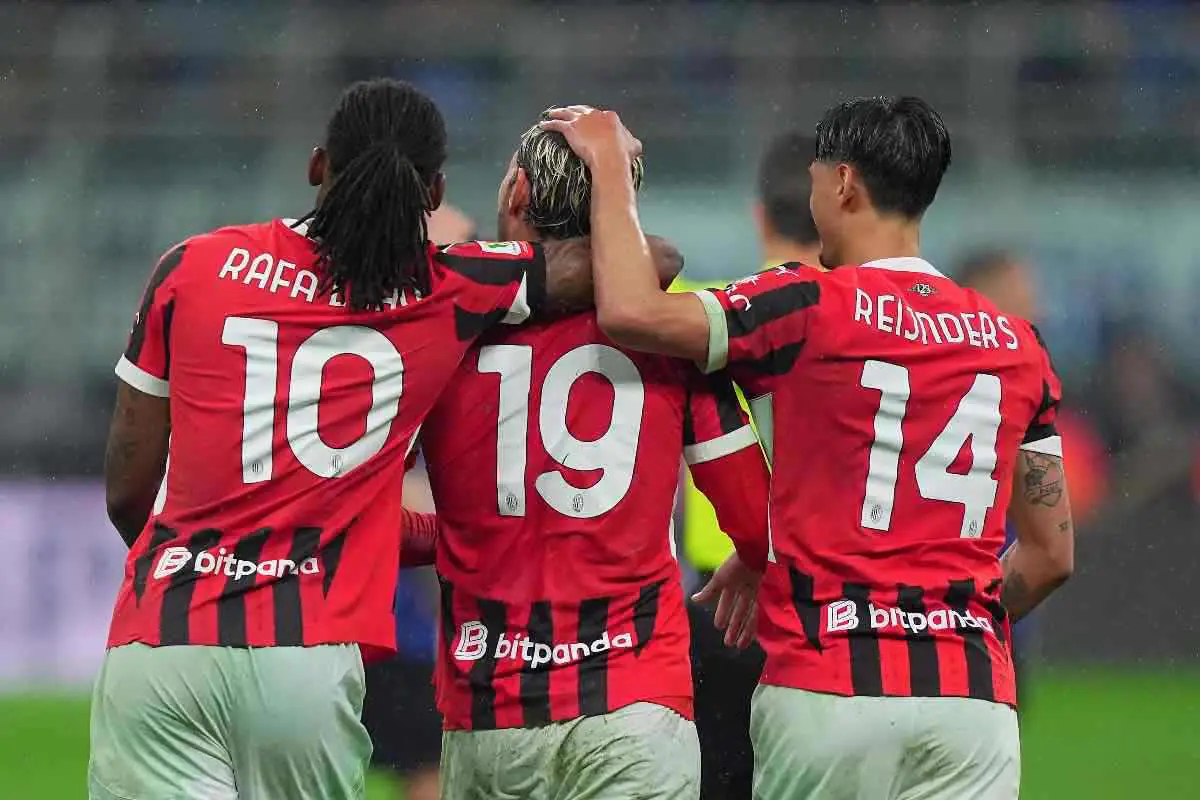 Leao resta al Milan