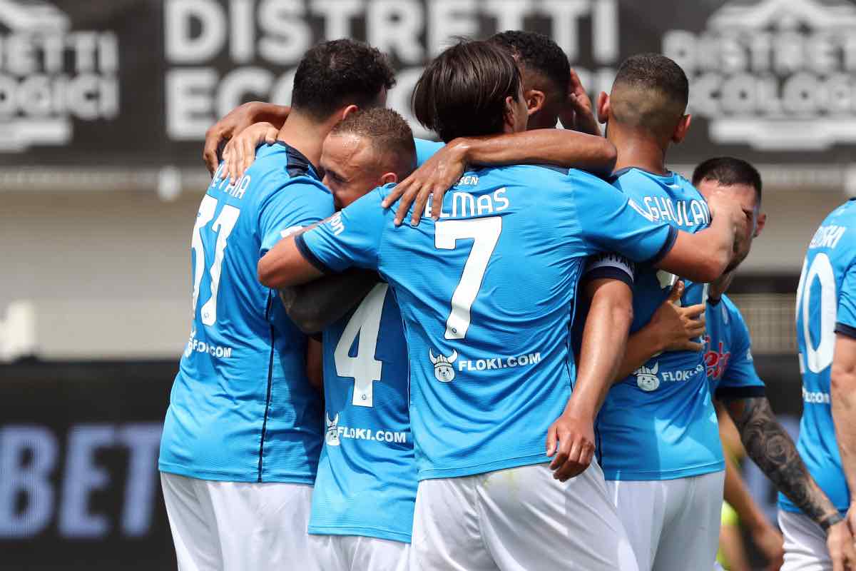 Colpo a sorpresa in Serie B: l’ex Napoli torna in Italia! Colpo a sorpresa in Serie B: l’ex Napoli torna in Italia!