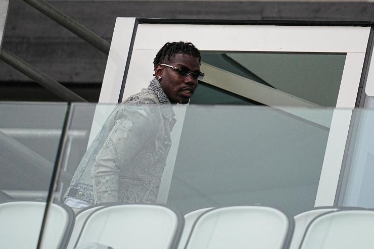 Pogba in tribuna