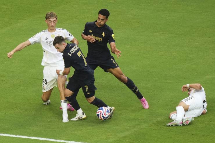 Dean Huijsen in campo con il Real Madrid contro la Juventus al Mondiale per Club