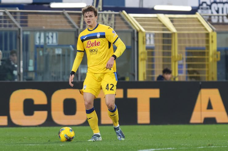 Giorgio Scalvini in campo con l'Atalanta
