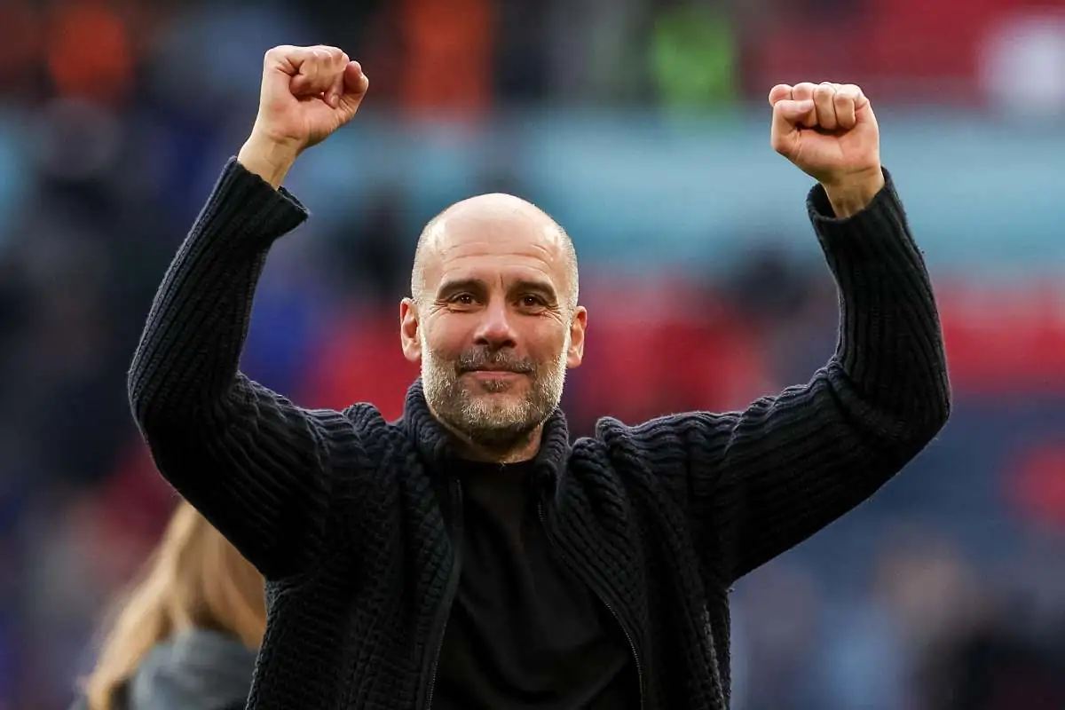 Guardiola sorride