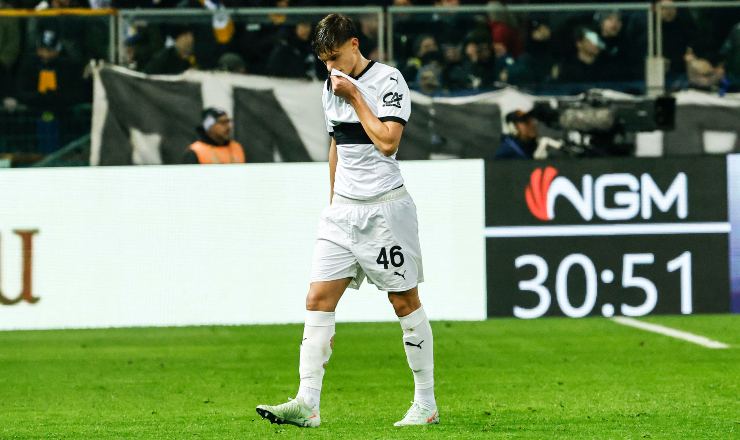 Giovanni Leoni con la maglia del Parma.