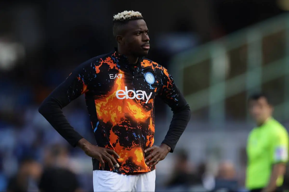 Calciomercato, Osimhen resta in Serie A: il Napoli lo cede alla rivale