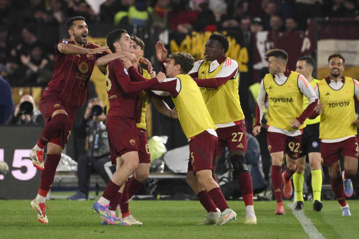 Roma, è fatta: i giallorossi blindano il top player Roma, è fatta: i giallorossi blindano il top player