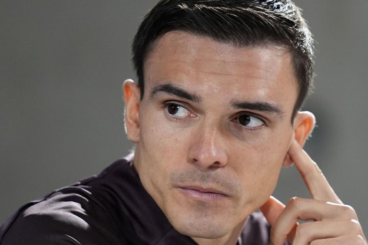 Joao Palhinha immortalato in conferenza stampa