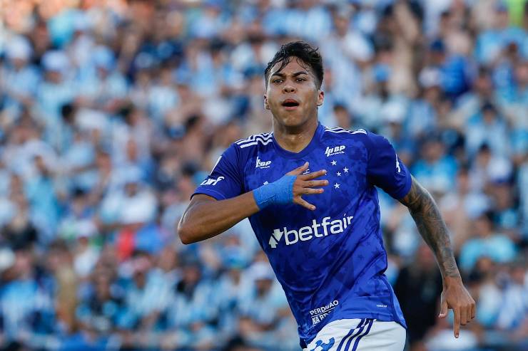 Kaio Jorge esulta con la maglia del Cruzeiro