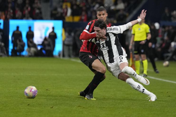 Vlahovic e Thiaw duellano in campo