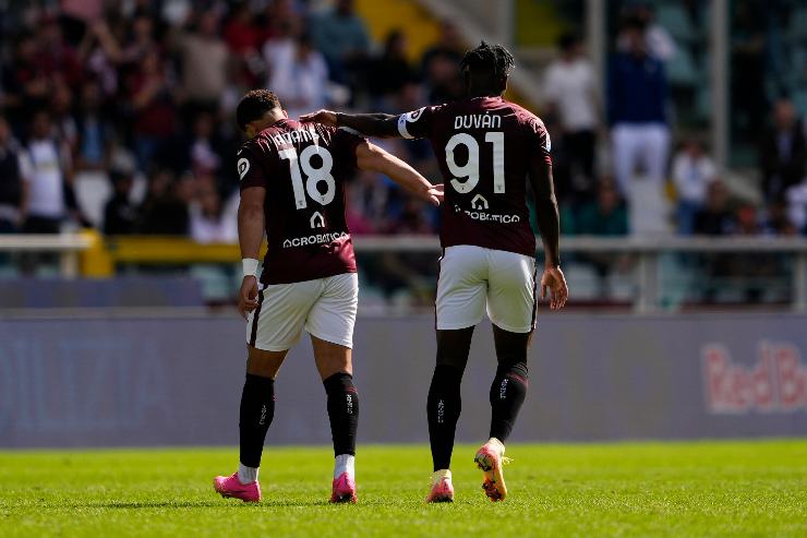 Adams e Zapata in campo