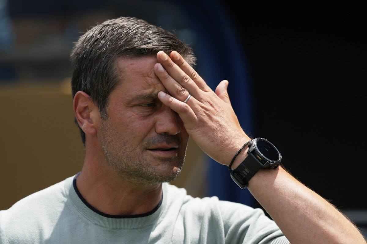 Esonero immediato per Chivu: annuncio clamoroso in diretta Esonero immediato per Chivu: annuncio clamoroso in diretta