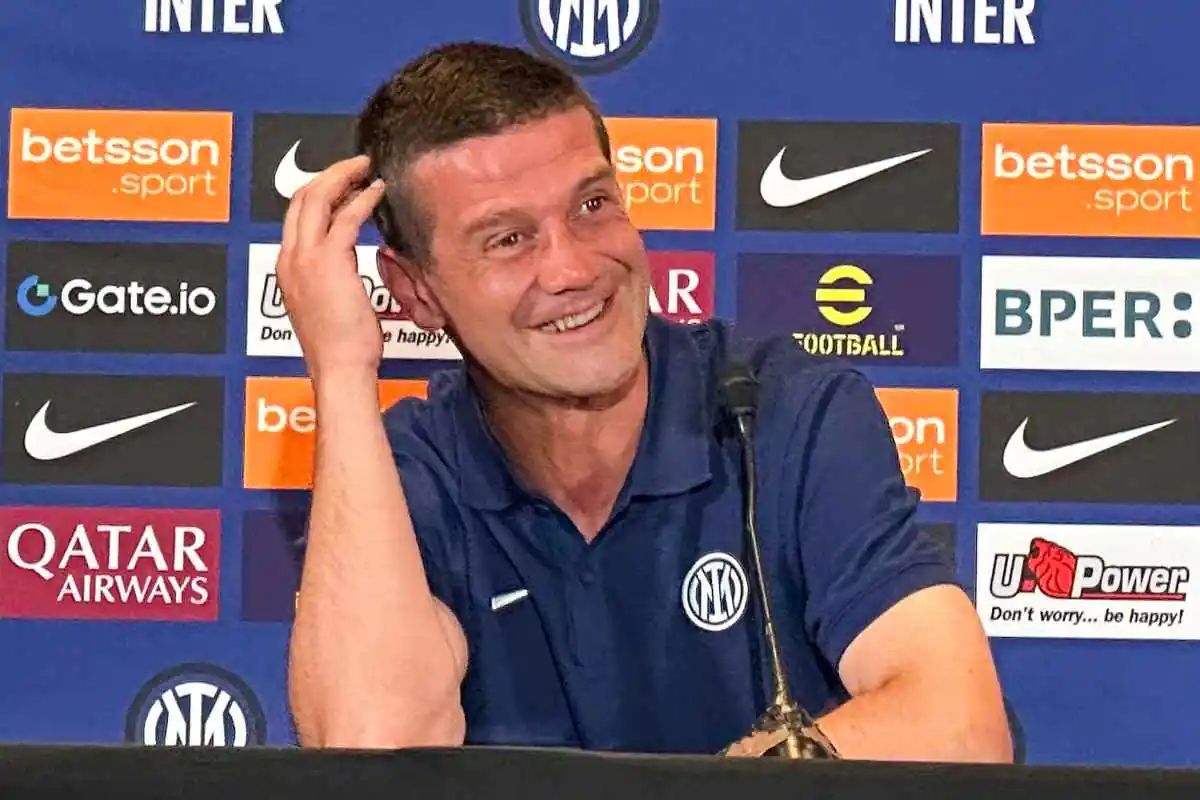 Chivu in conferenza stampa