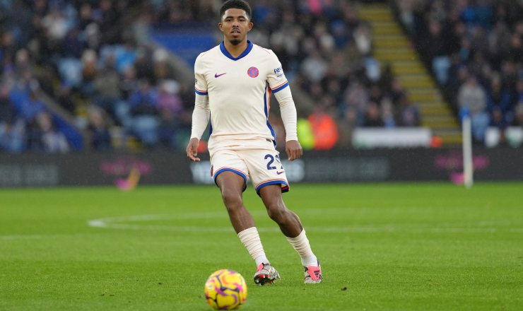 Wesley Fofana in azione con la maglia del Chelsea.
