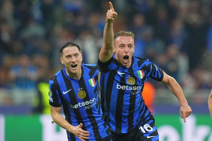 Davide Frattesi esulta dopo un gol con la maglia dell'Inter