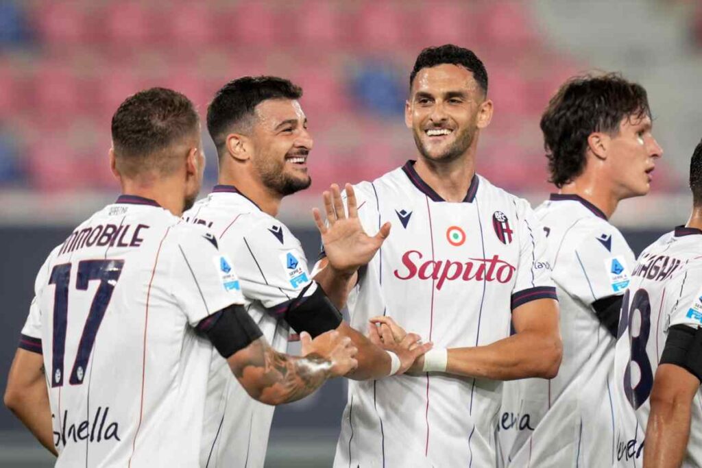 Il Bologna in campo in amichevole
