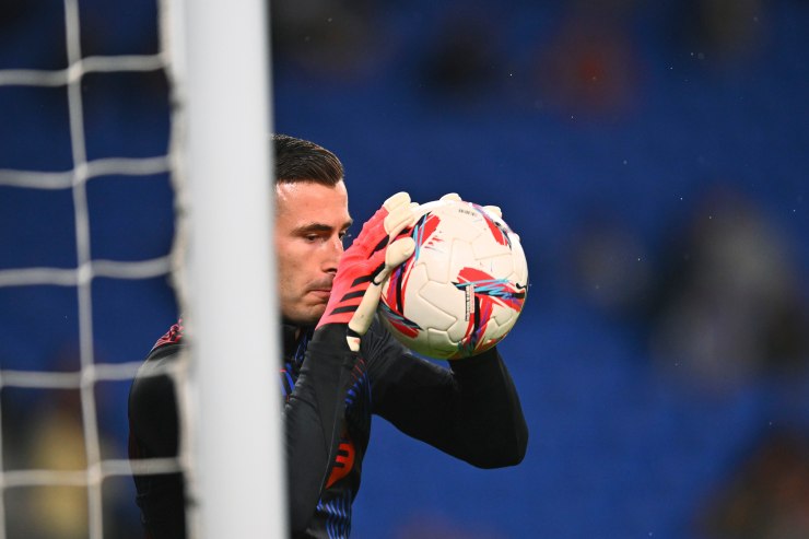 Iñaki Peña in campo con il Barcellona