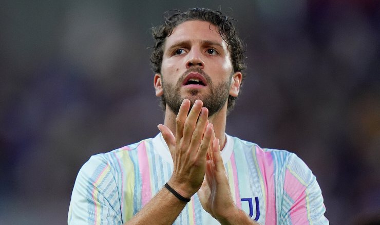 Locatelli con la maglia della Juventus.