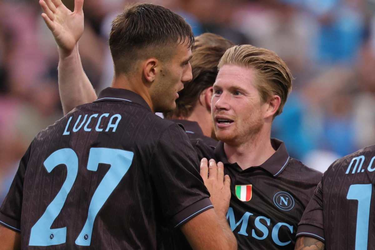 Lucca e De Bruyne in campo