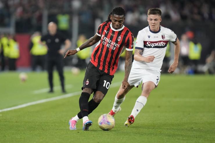 Leao in campo con il Milan in finale di Coppa Italia