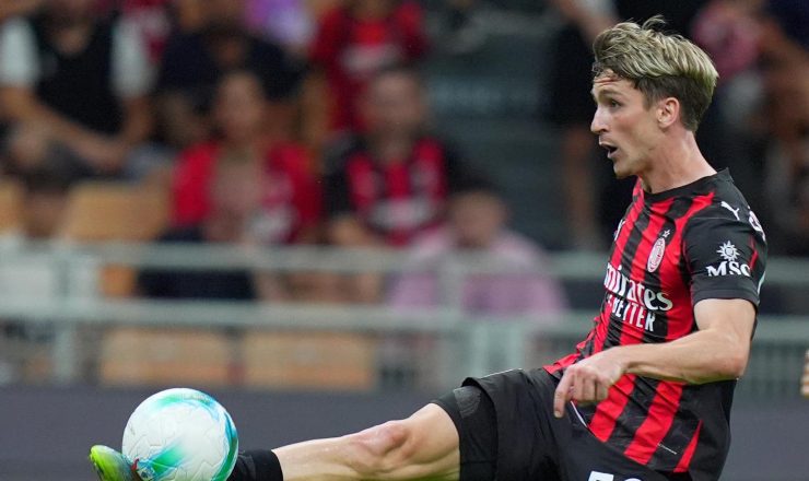 Saelemaekers in azione con la maglia del Milan.