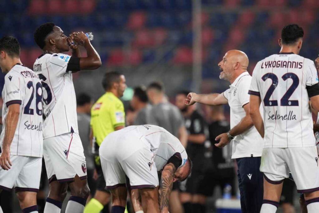 Il Bologna in campo in amichevole