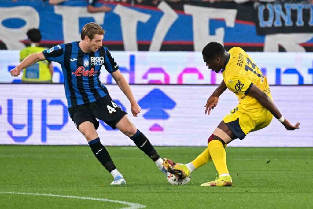 Brescianini in campo con la maglia dell'Atalanta