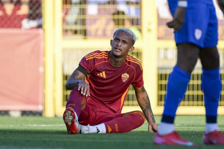 Wesley con la Roma in campo