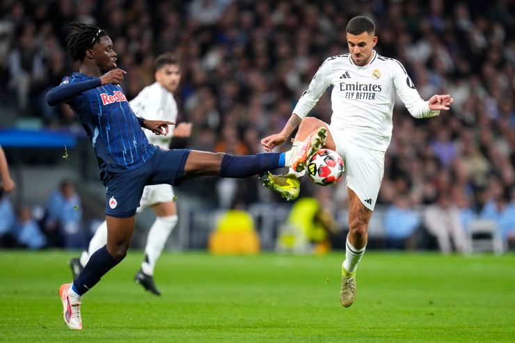 Dani Ceballos in campo con il Real Madrid