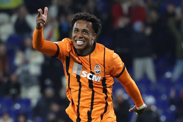 Kevin esulta in maglia Shaktar