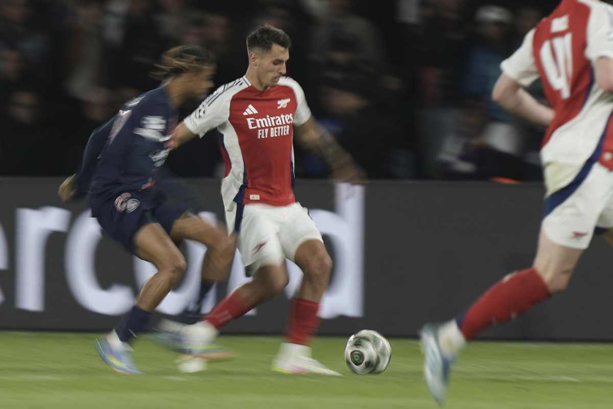 Kiwior con l'Arsenal