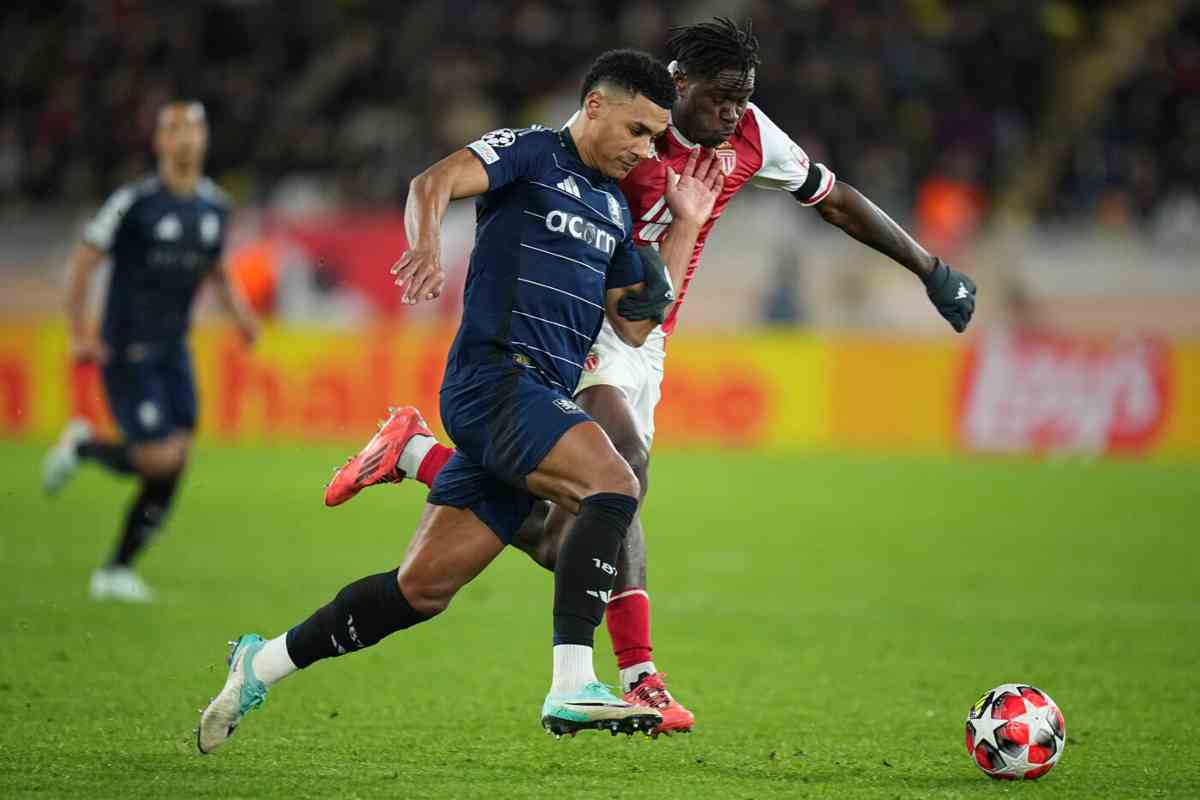 Singo corre con il Monaco