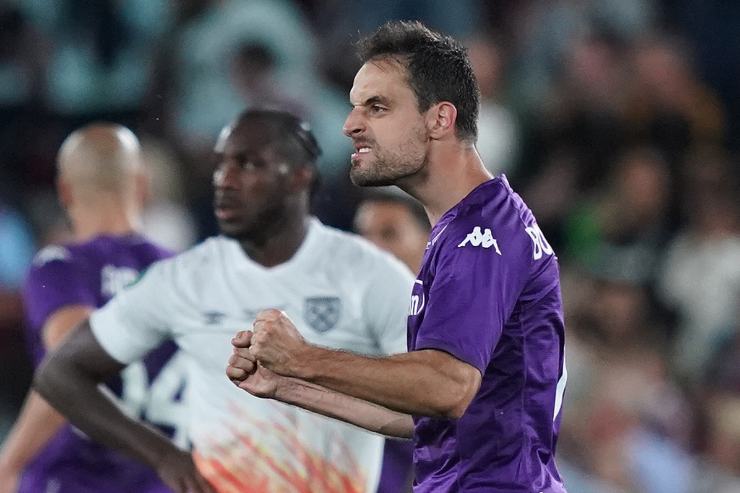 Bonaventura che esulta
