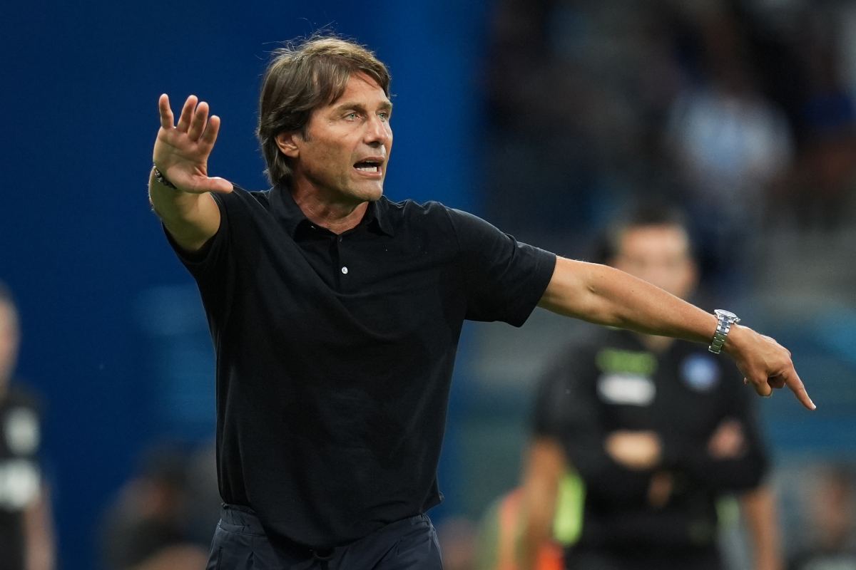 Napoli, Conte cambia tutto: pronte 3 sostituzioni su 4 Napoli, Conte cambia tutto: pronte 3 sostituzioni su 4