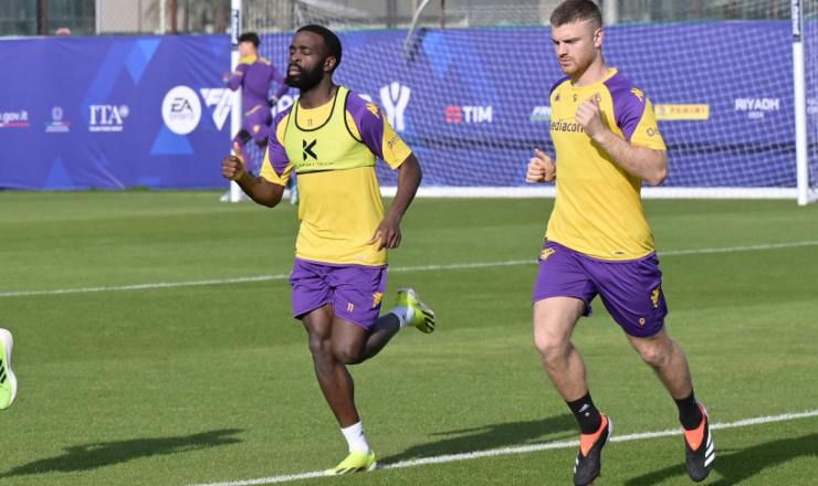 Ikonè e Beltran durante un allenamento con la Fiorentina.