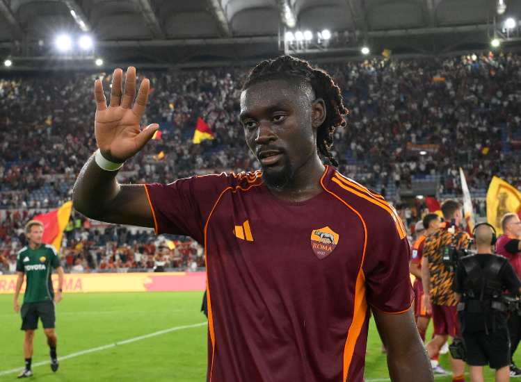 Kone saluta il pubblico