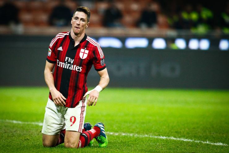 Fernando Torres in campo con il Milan